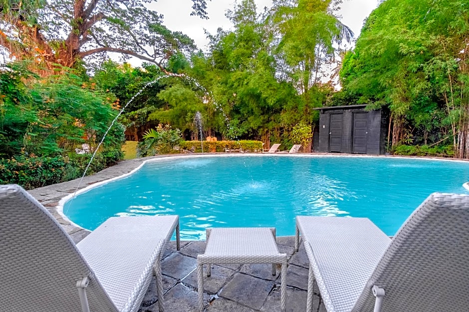 The Henry Hotel Manila