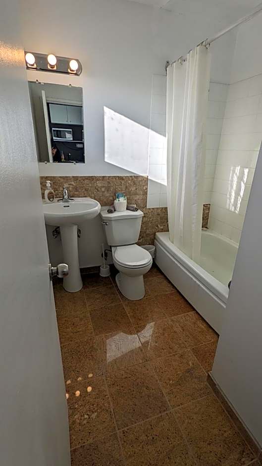 Deerview Lodge & Cabins - Princeton BC