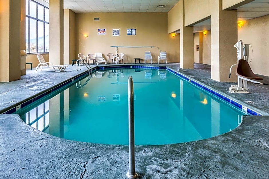 Park Grove Inn