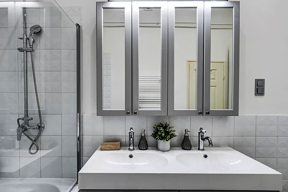 RP1 Apartment