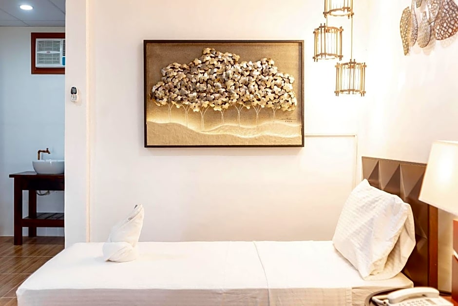 MADISON GARDEN AND RESIDENCES