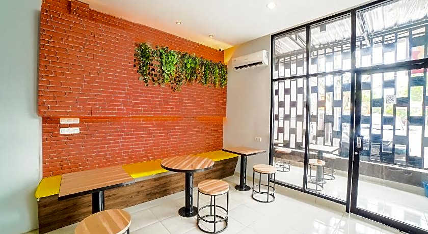 Capital O 90874 Millenium Inn 2