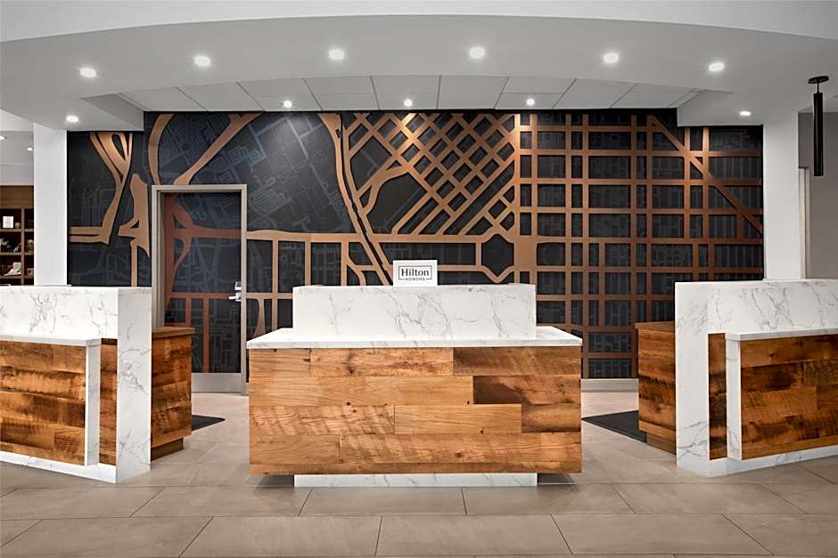 Hilton Garden Inn Denver Downtown