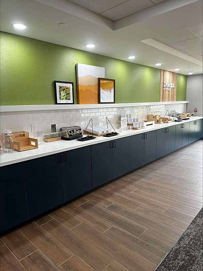 Spark by Hilton Lancaster Dutch Country