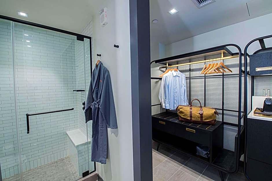 Canopy By Hilton Jersey City Arts District