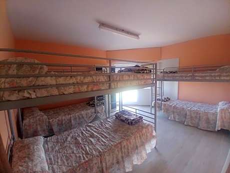 6-Bed Mixed Dormitory Room