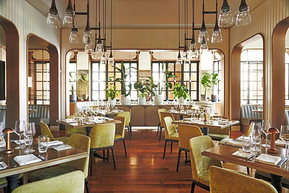 Four Seasons Hotel Miami