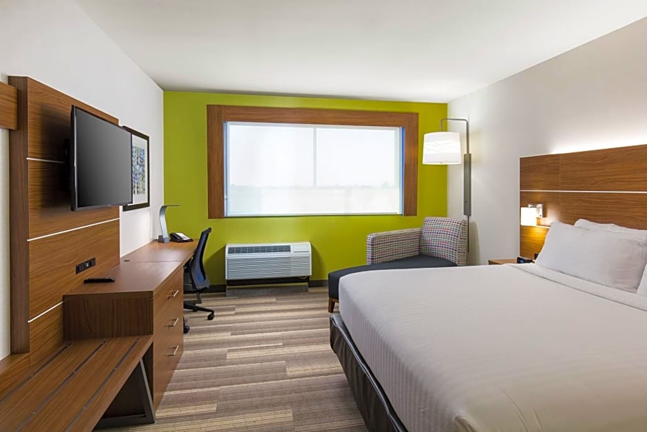 Holiday Inn Express Visalia - Sequoia Gateway Area