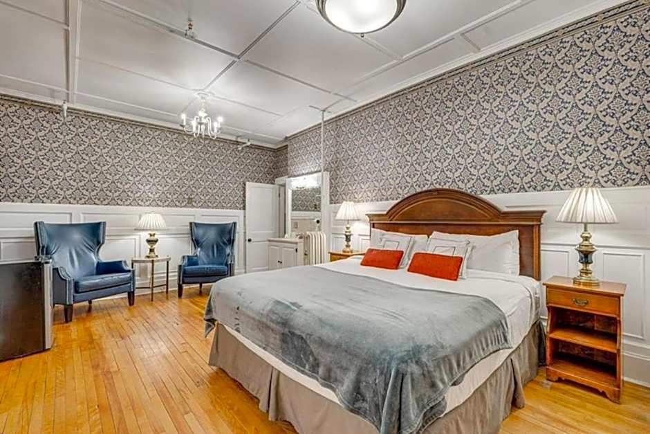 Thayers Inn