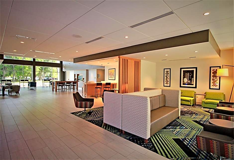 Holiday Inn Express & Suites Ocala By IHG