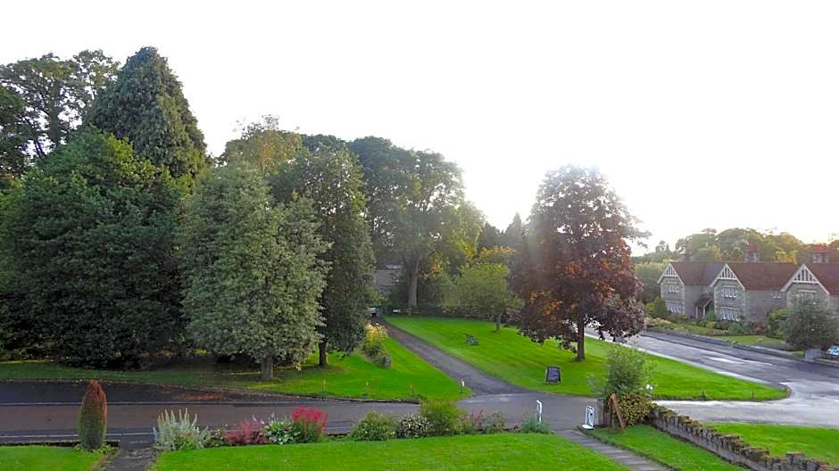 Ford Village Bed & Breakfast