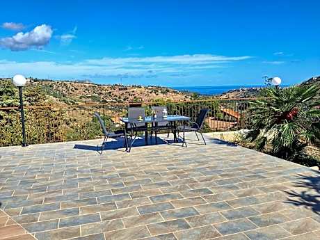 Granatelli Holiday Home