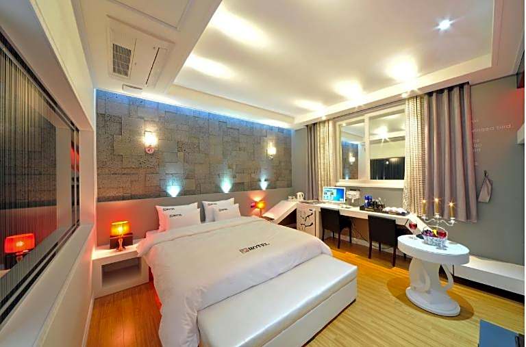 Mokpo Myeongpum Hotel