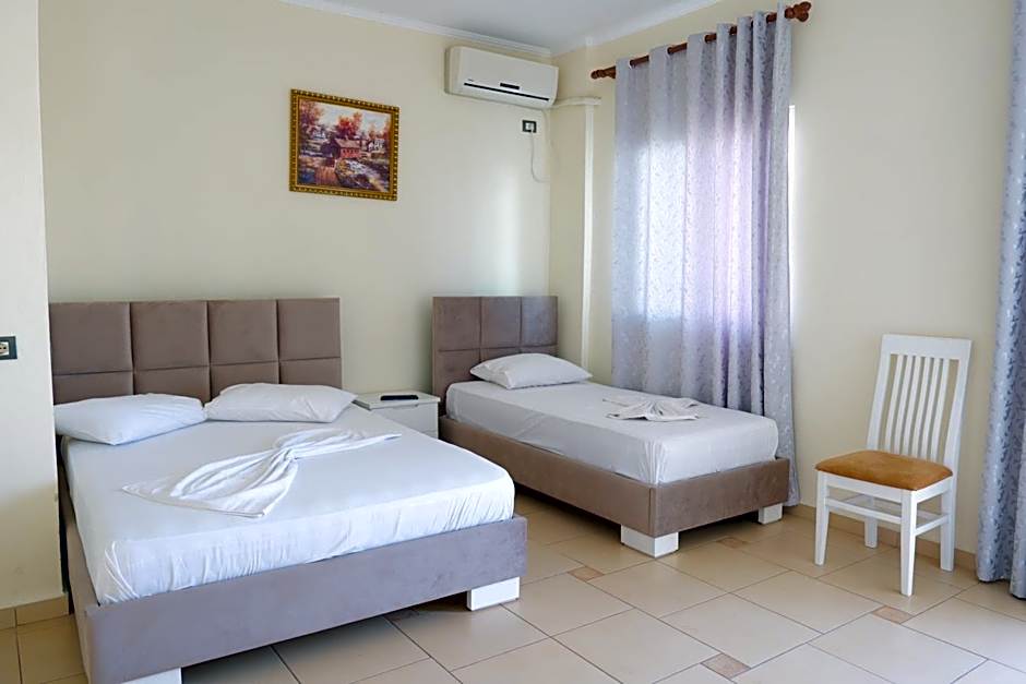 Hotel Rixhi