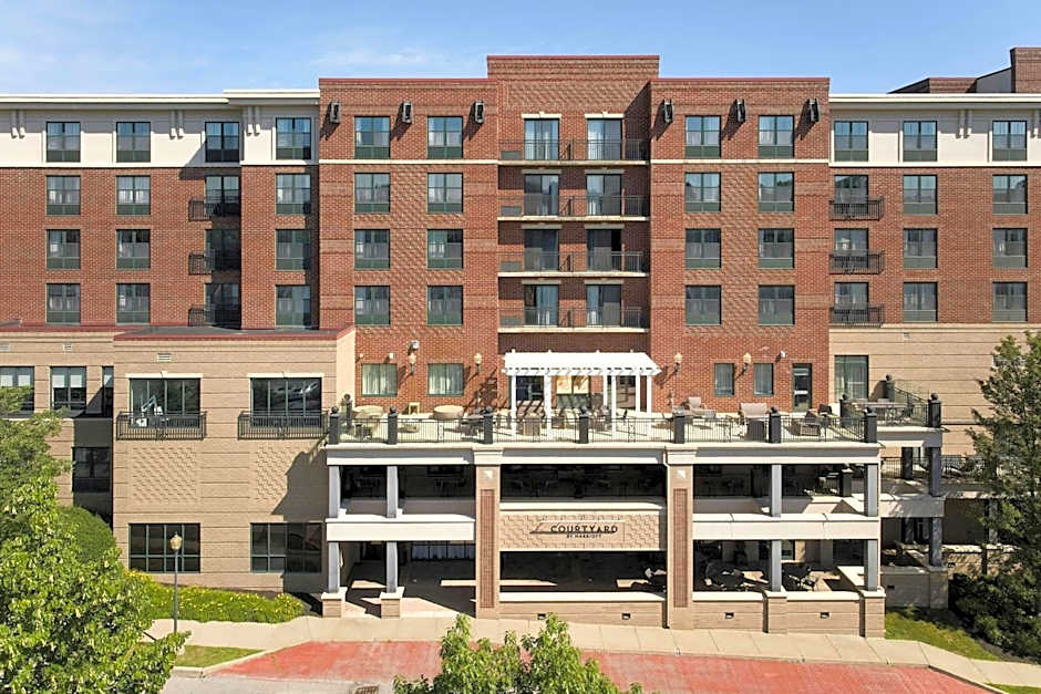 Courtyard by Marriott Saratoga Springs