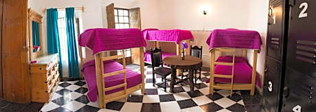 Bed in 6-Bed Mixed Dormitory Room