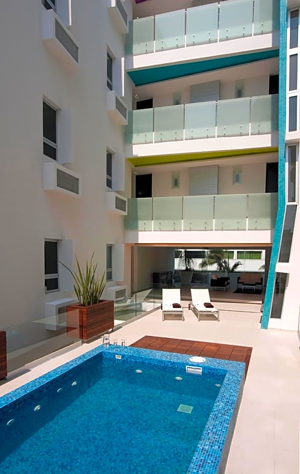 Nu Hotel