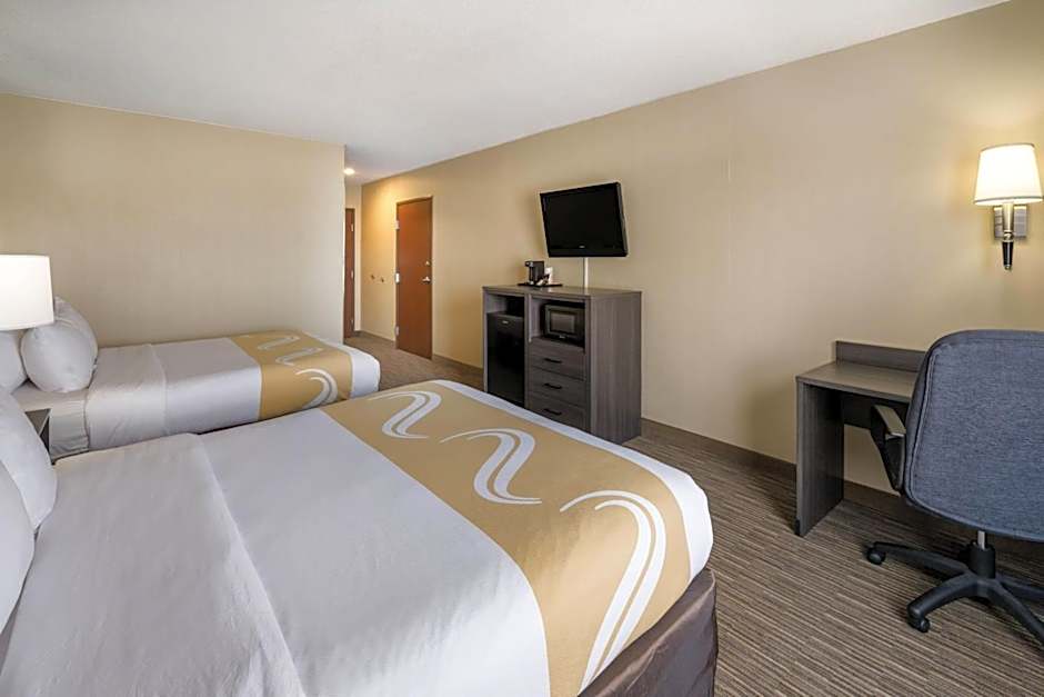 Quality Inn & Suites Fishkill South near I-84