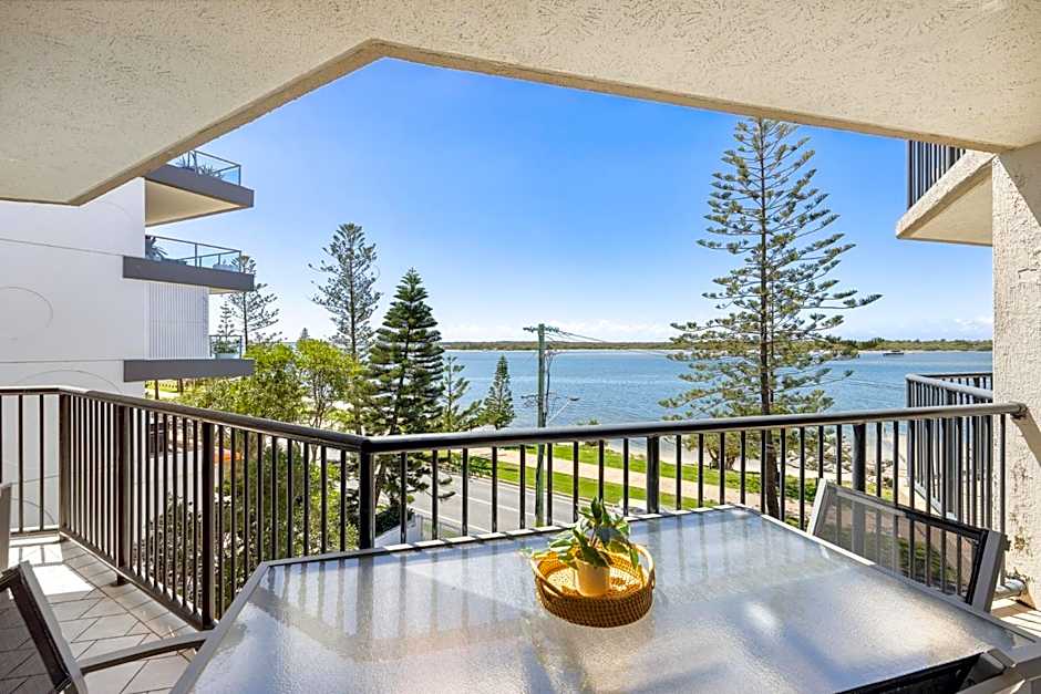 Bayview Beach Holiday Apartments