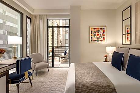 Deluxe Queen Room with Terrace