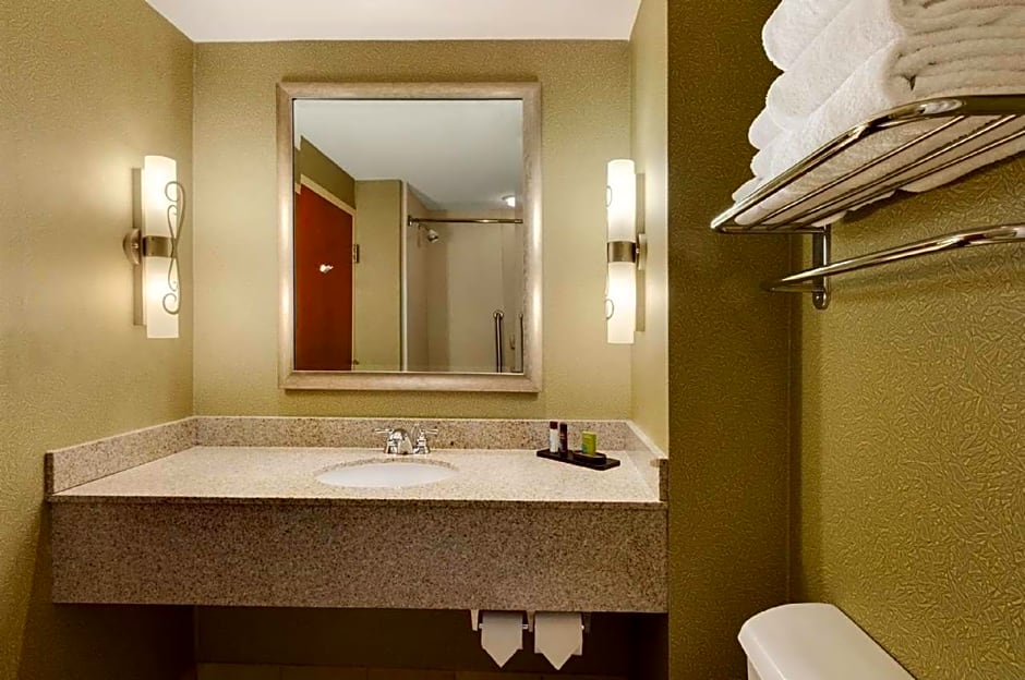 Embassy Suites Northwest Arkansas - Hotel, Spa & Convention Center