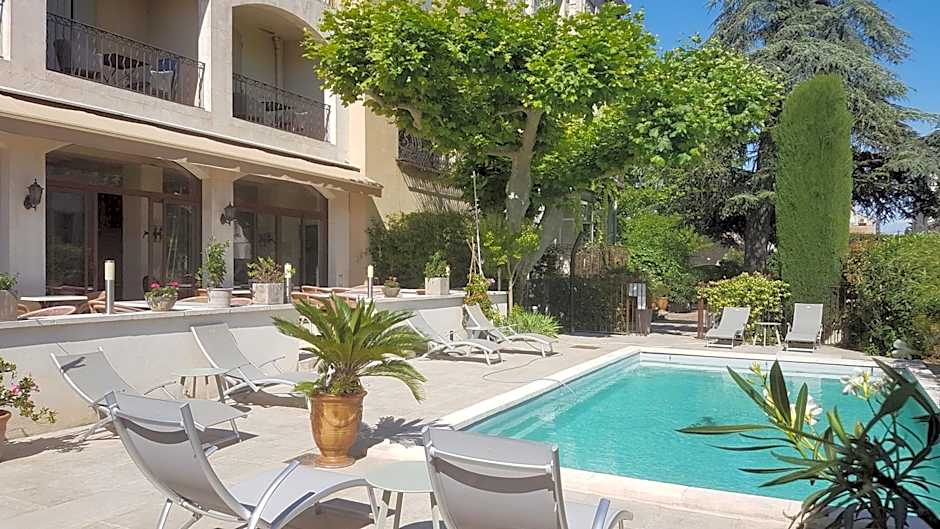 Le Castelet des Alpilles