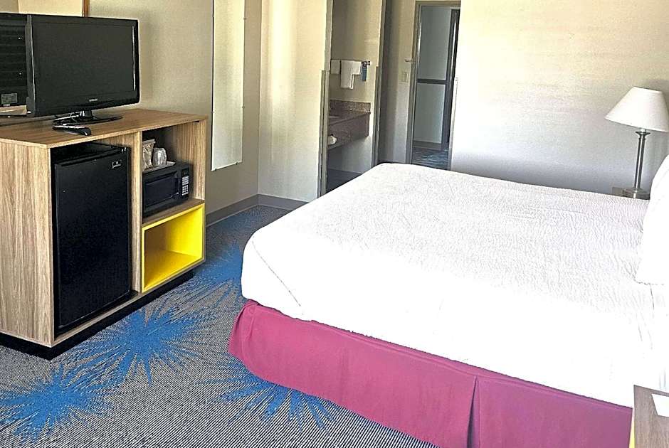 Days Inn by Wyndham North Sioux City