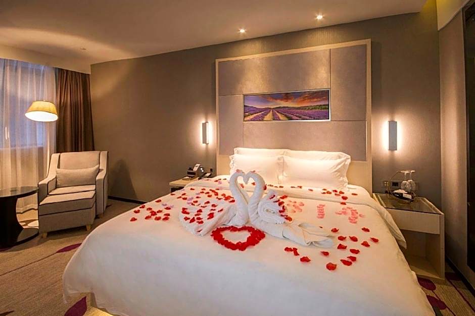 Lavande Hotel Qingyuan Sports Park City Government