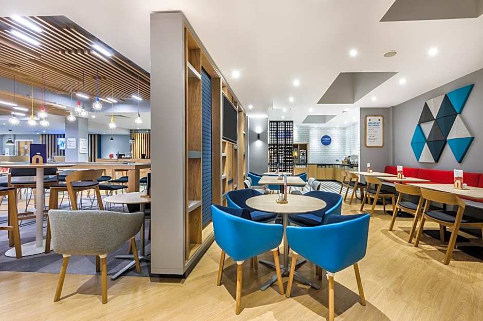 Holiday Inn Express London - Watford Junction By IHG