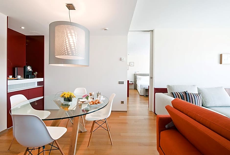 Hotel Reina Petronila