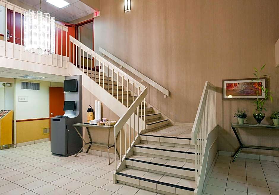 La Quinta Inn by Wyndham Minneapolis Airport Bloomington