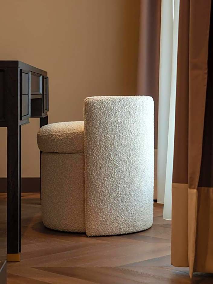 The Glam Boutique Hotel & Apt