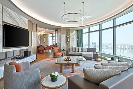 King Presidential Suite