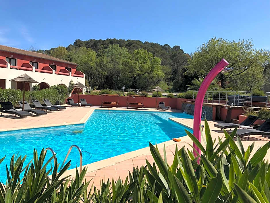 Les Pins Blancs en Provence