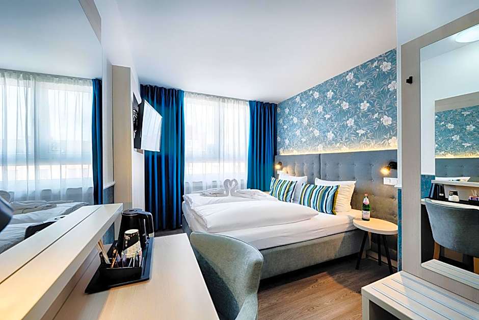 Home Hotel