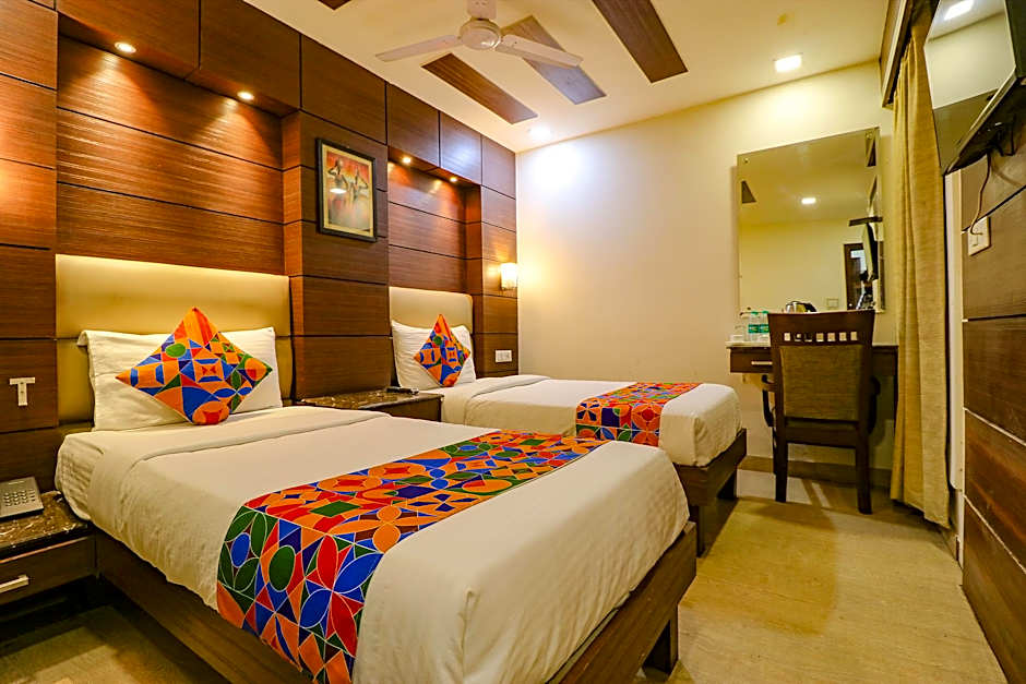 FabHotel Admire Suites