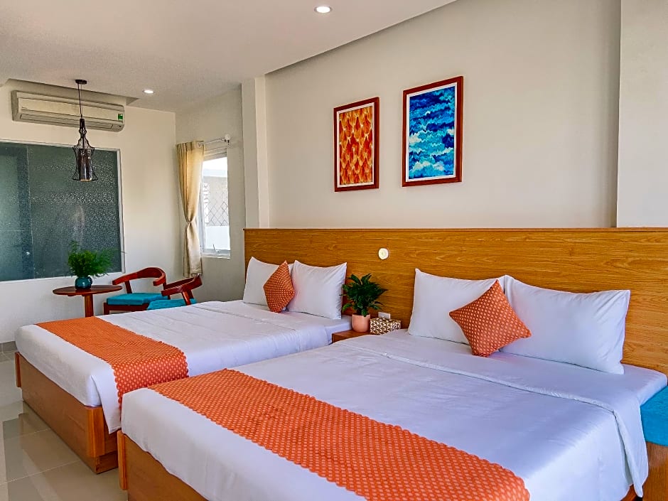 Tuna Hotel