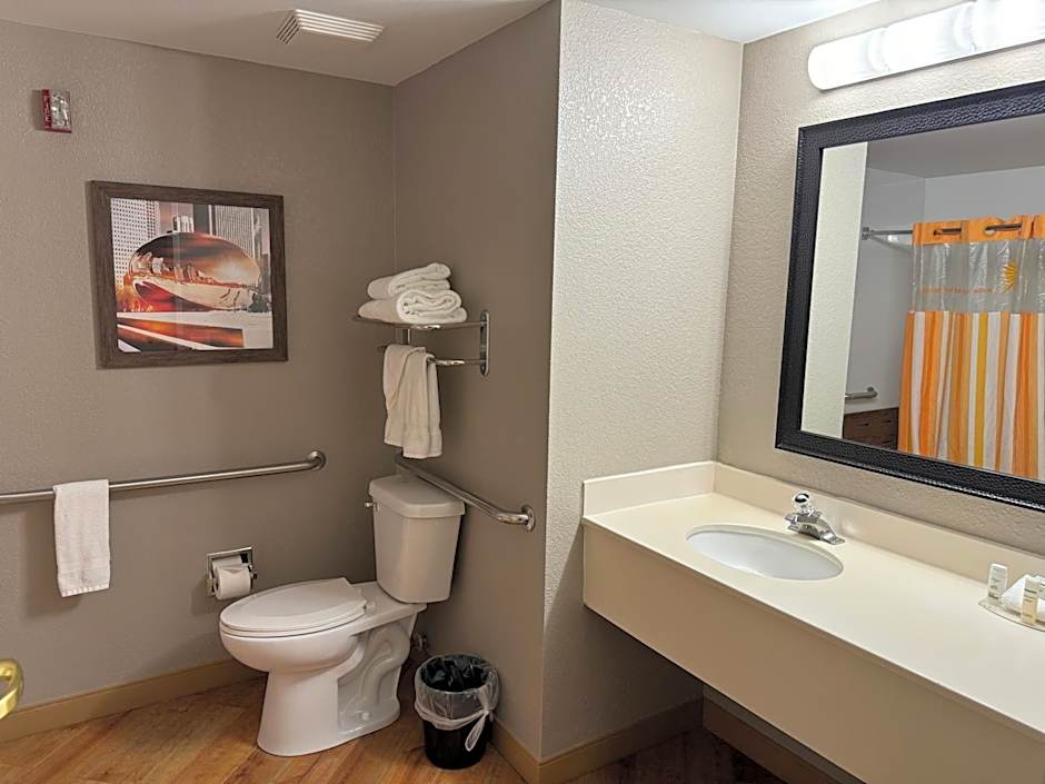 La Quinta Inn & Suites by Wyndham Bannockburn-Deerfield