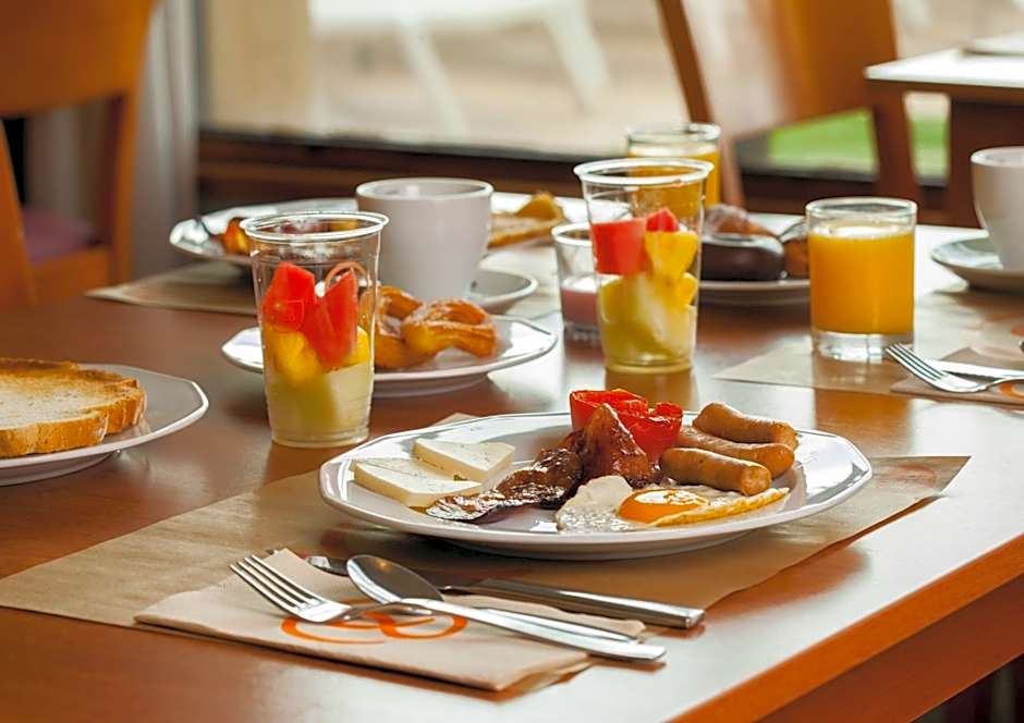 Hotel Monterrey Roses by Pierre & Vacances