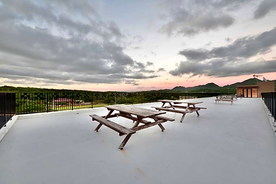Karry CONDO CHURAUMI