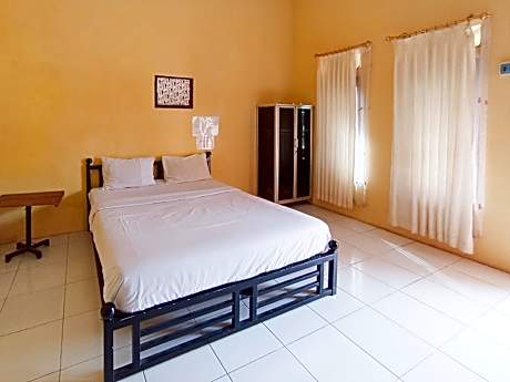 RedDoorz @ El Shaday Homestay Banyuwangi