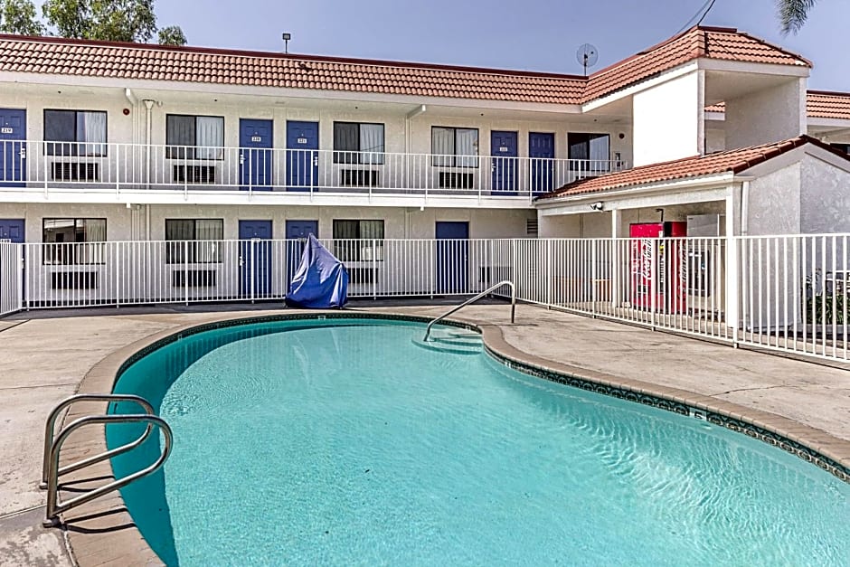 Motel 6-Fresno, CA