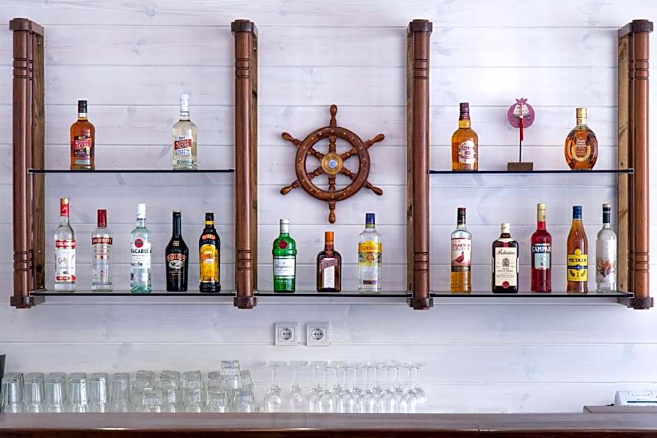 Naiades Marina Hotel