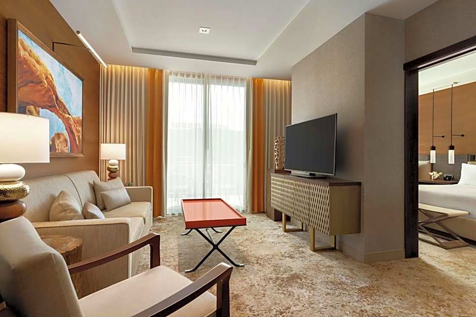 Hoodoo Moab, Curio Collection By Hilton