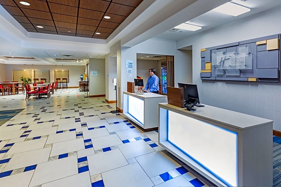 Holiday Inn Express Hotel & Suites Hutto