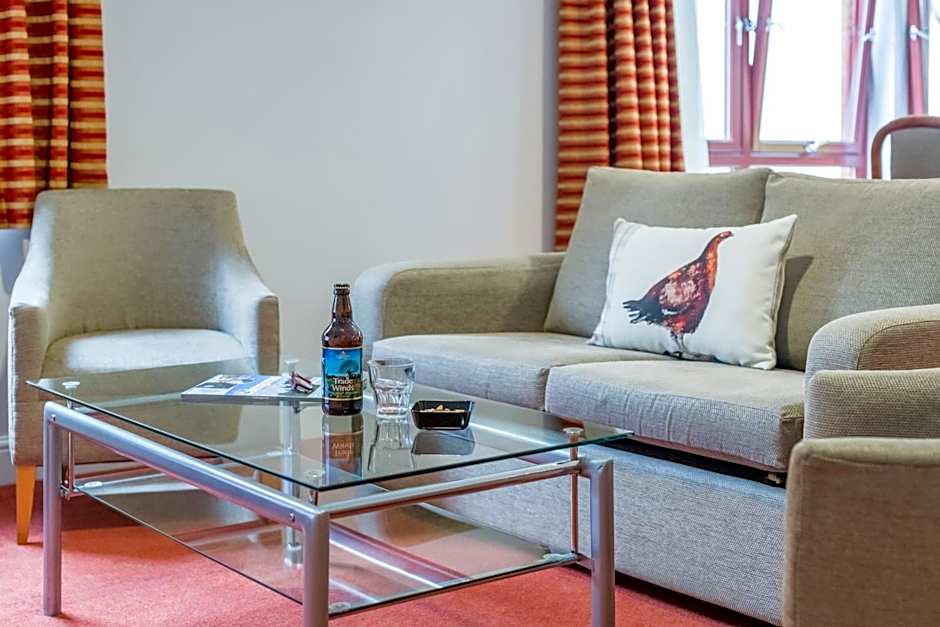 High Range Lodge Hotel