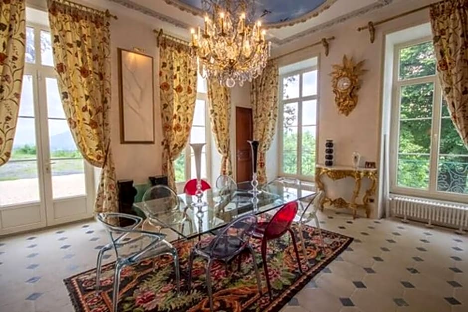 Chateau De Druon
