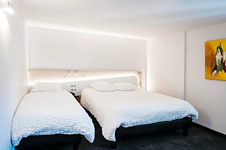 Comfort Triple Room