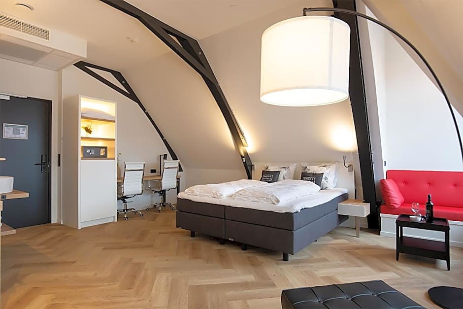 Snoozz Hotels Bolsward Boutique hotel zonder receptie met digitale sleutel