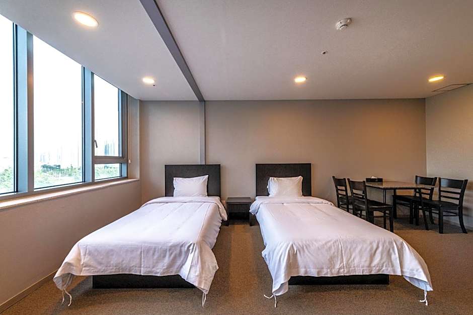 The Triny Urban Suites
